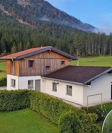 펜션 Haus Alpengruss 하이테르방